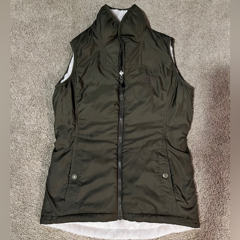 North face reversible vest